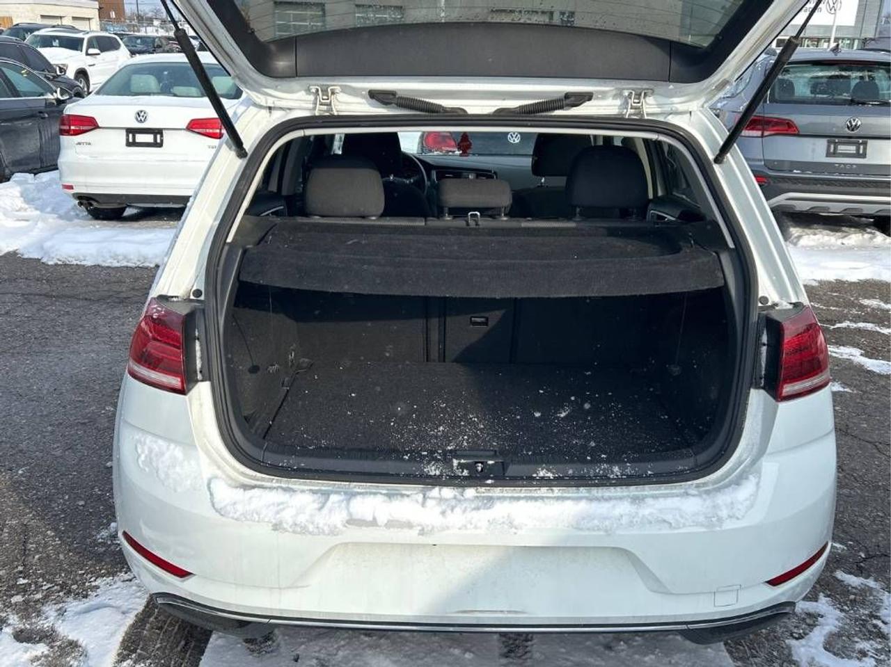 2019 Volkswagen Golf Comfortline AUTO, HEATED SEATS, BACK-UP CAMERA!! Photo23