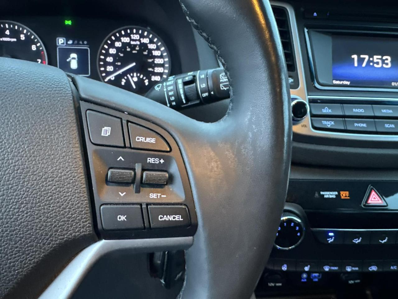 2017 Hyundai Tucson AWD 4DR 2.0L PREMIUM Photo