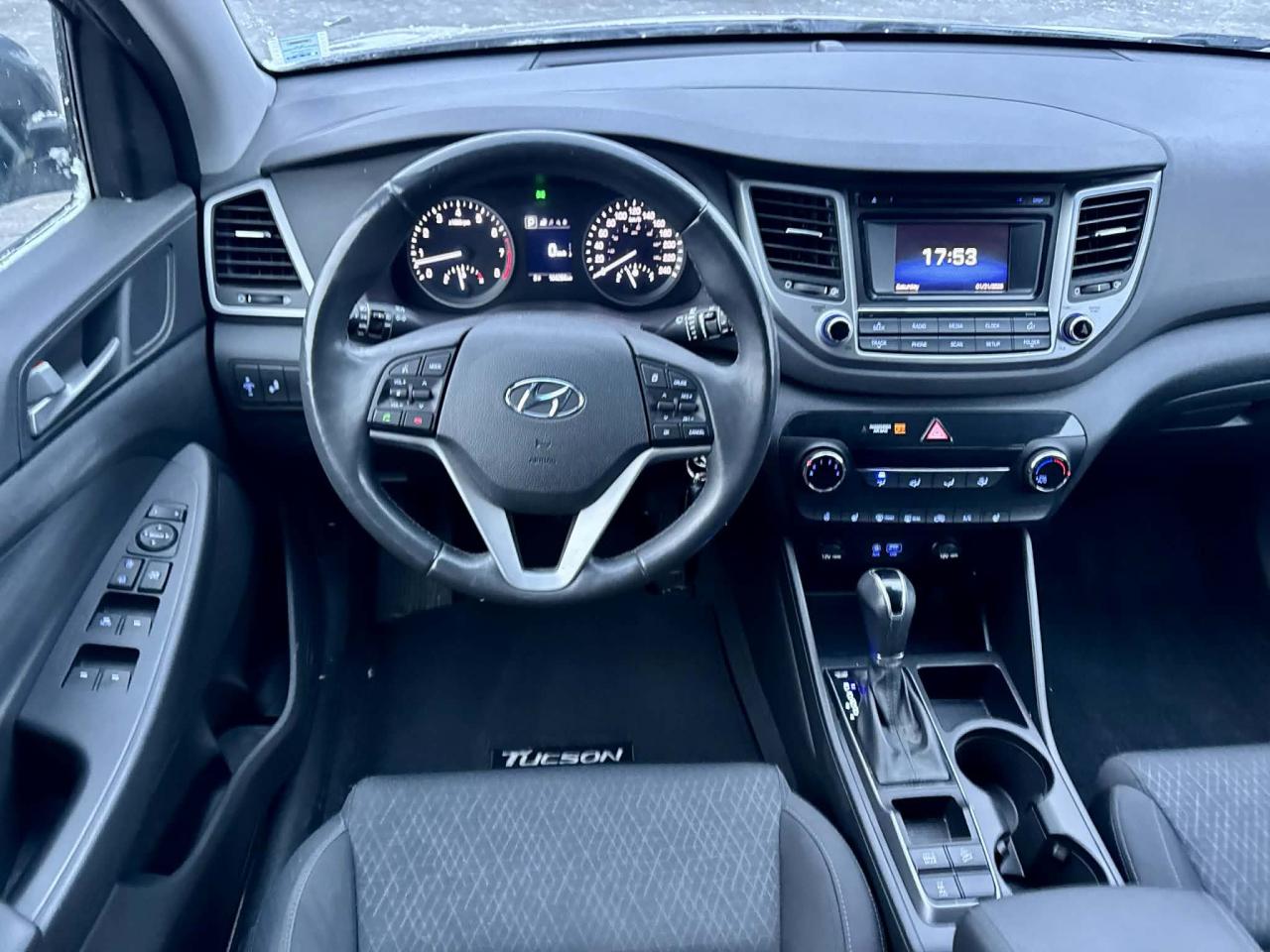 2017 Hyundai Tucson AWD 4DR 2.0L PREMIUM Photo