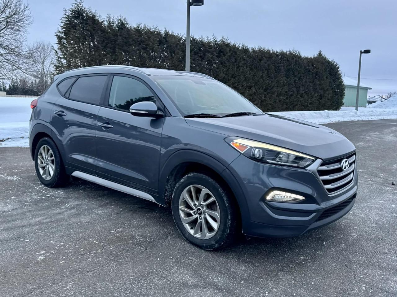 2017 Hyundai Tucson AWD 4DR 2.0L PREMIUM Photo