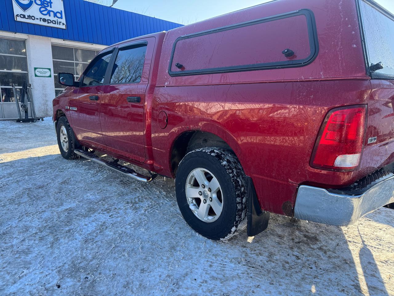 2010 Dodge Ram 1500 SLT - Photo #4