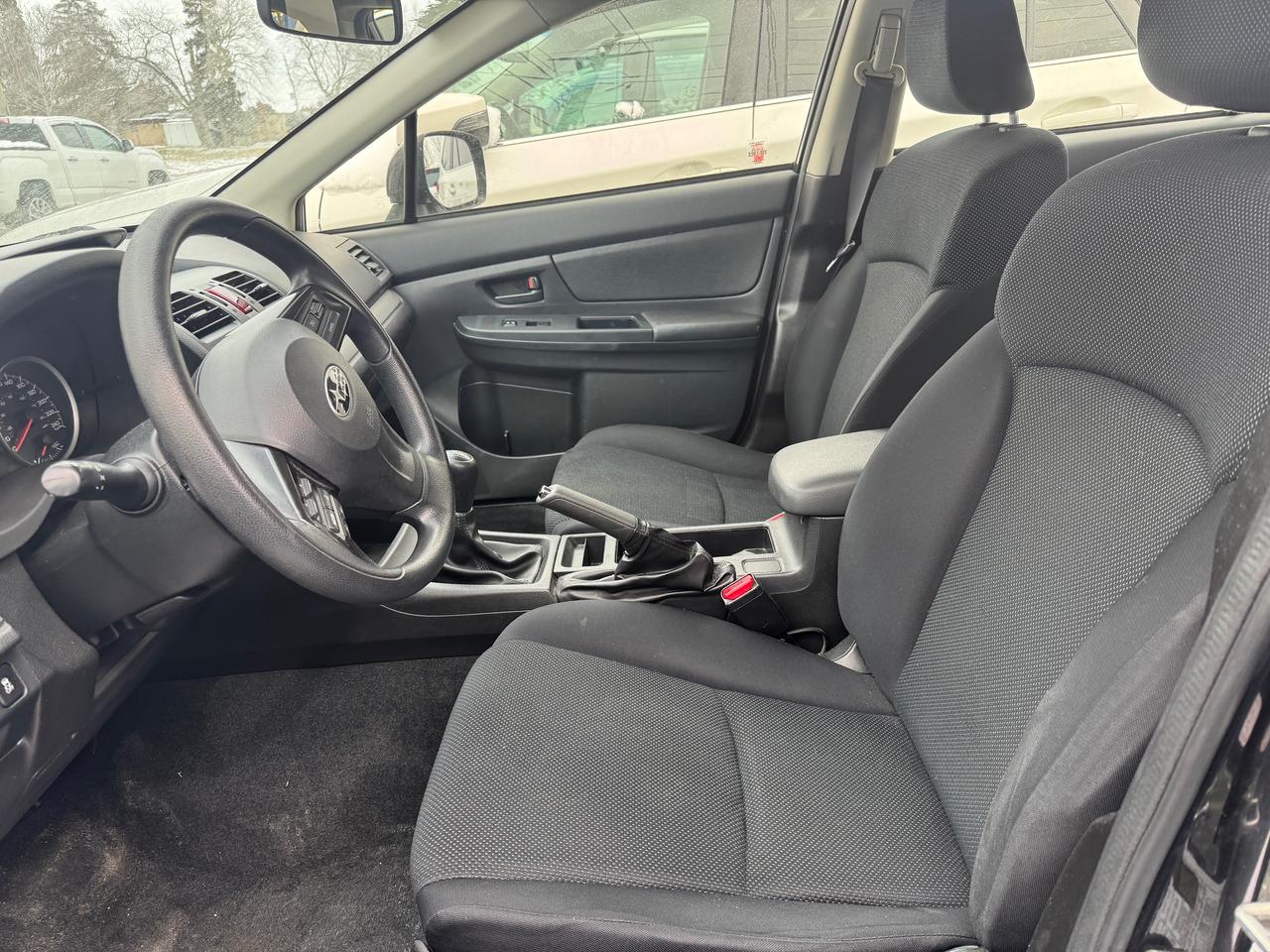 2013 Subaru Impreza 5DR HB MAN 2.0I Photo