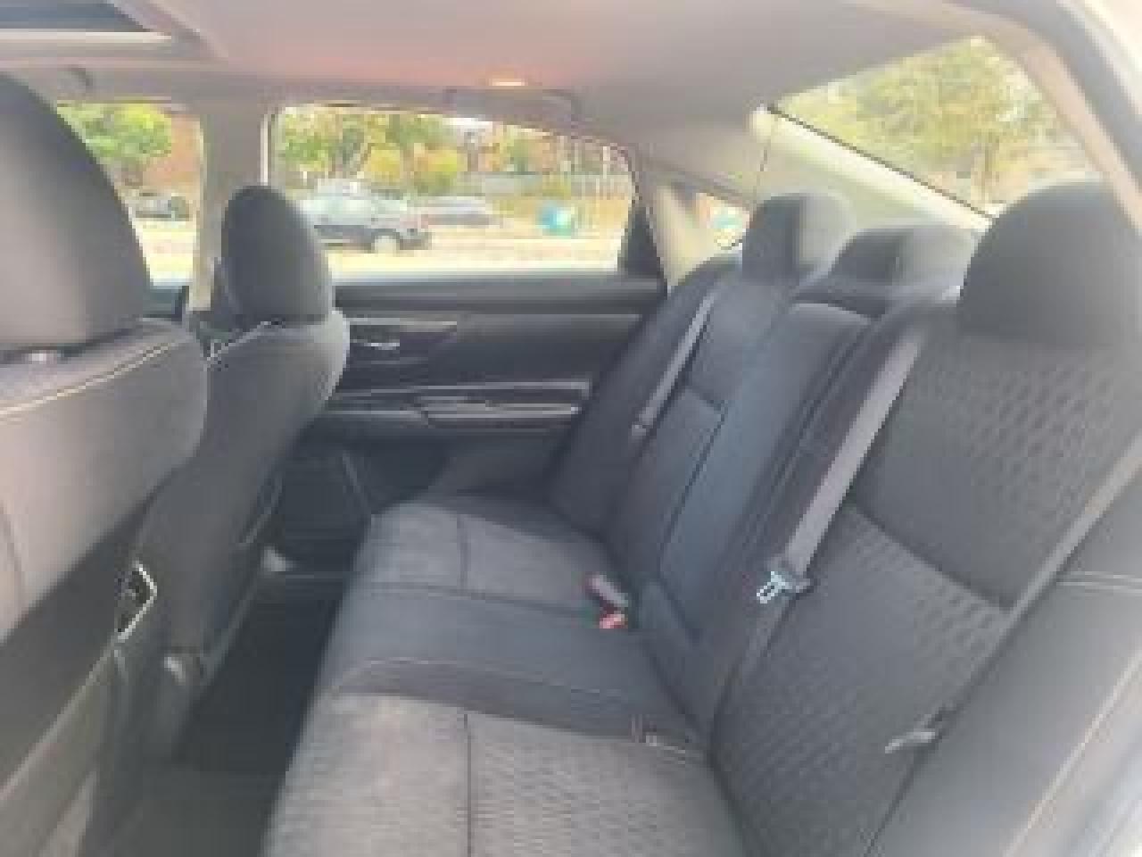 2018 Nissan Altima 2.5 SV-Sunroof-Backup Cam-Bluetooth-AUX-USB-ALLOYS Photo