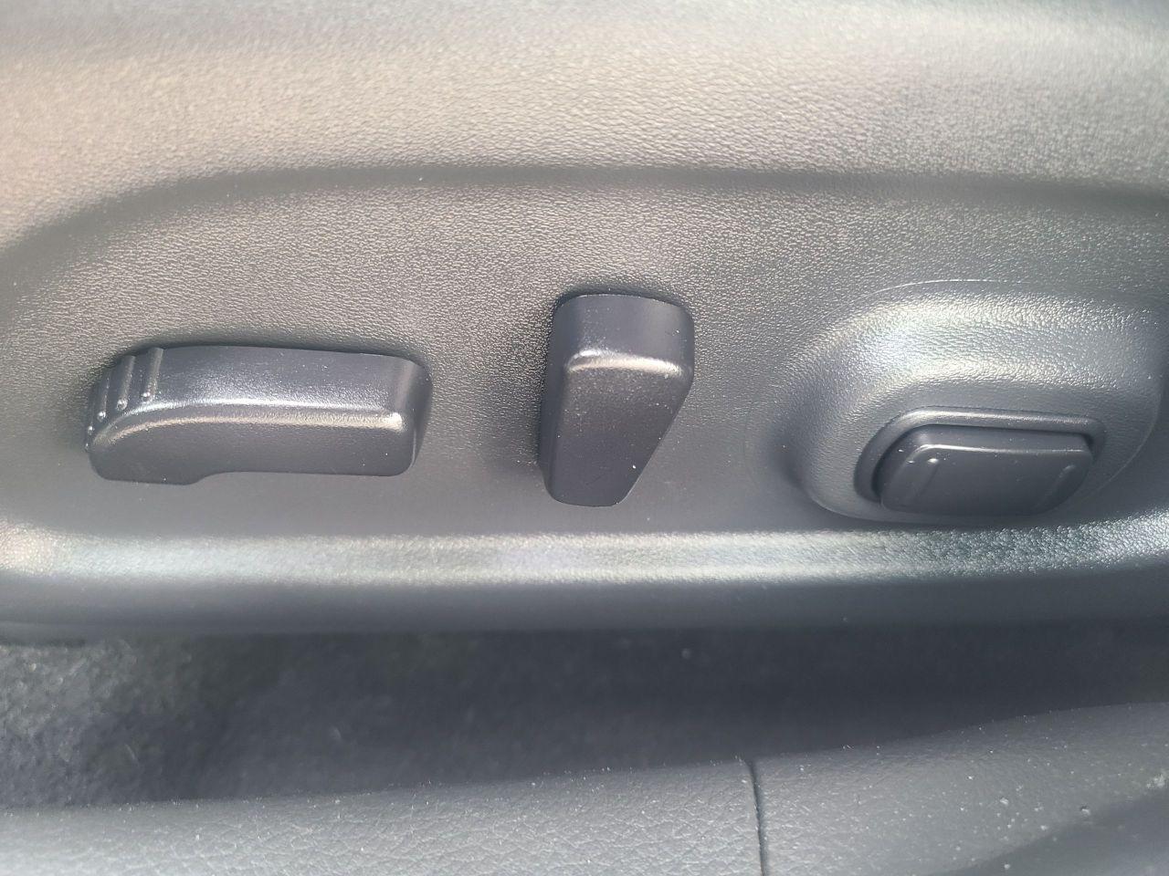 2018 Nissan Altima 2.5 SV-Sunroof-Backup Cam-Bluetooth-AUX-USB-ALLOYS Photo