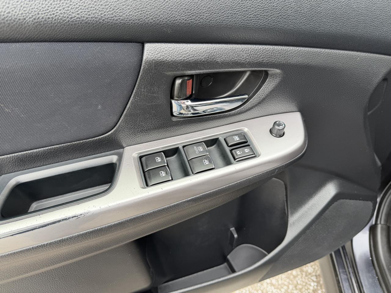 2015 Subaru XV Crosstrek Touring Pkg  AWD, 84K!! HEATED SEATS!!! B/U CAMERA Photo