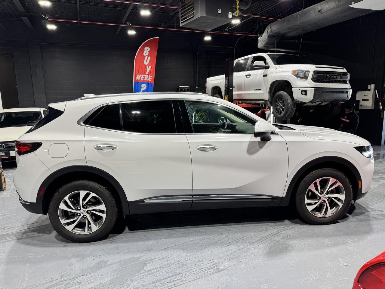 2023 Buick Envision AWD 4dr Essence Photo3