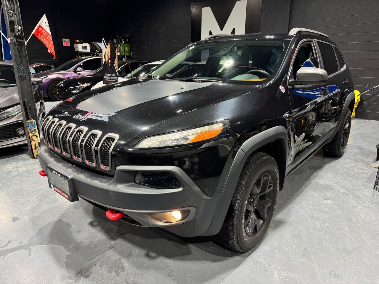 2016 Jeep Cherokee 4WD 4dr Trailhawk - Photo #1