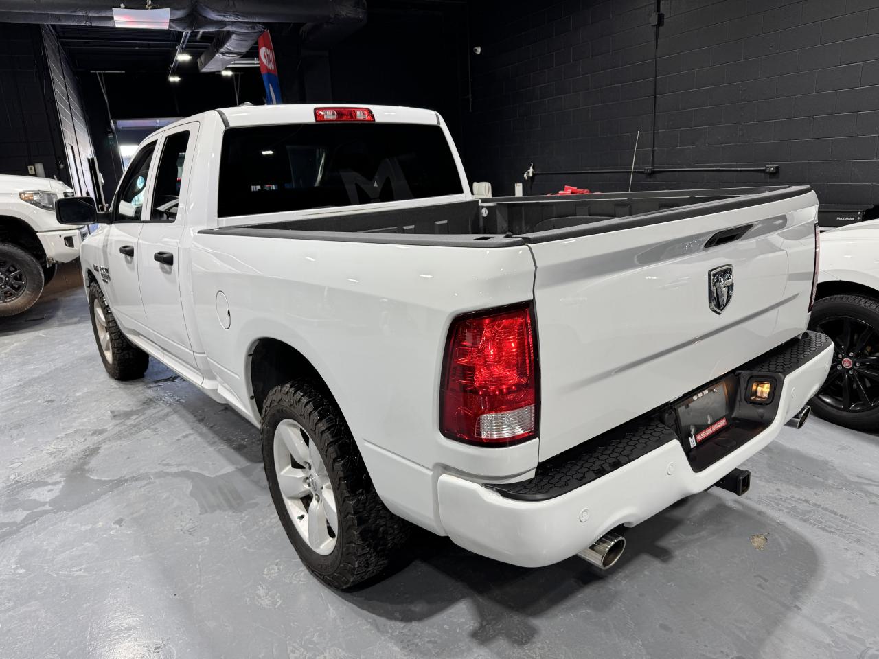 2022 RAM 1500 Classic Express 4x4 Quad Cab 6'4" Box Photo