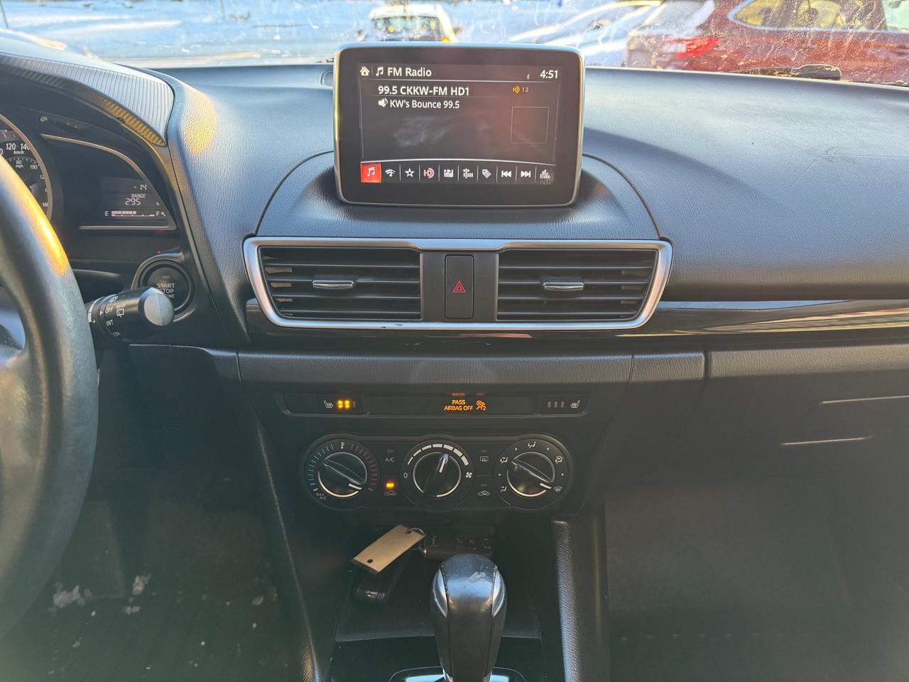 2016 Mazda MAZDA3 GS Backup Camera | Bluetooth | Heated Seats Photo