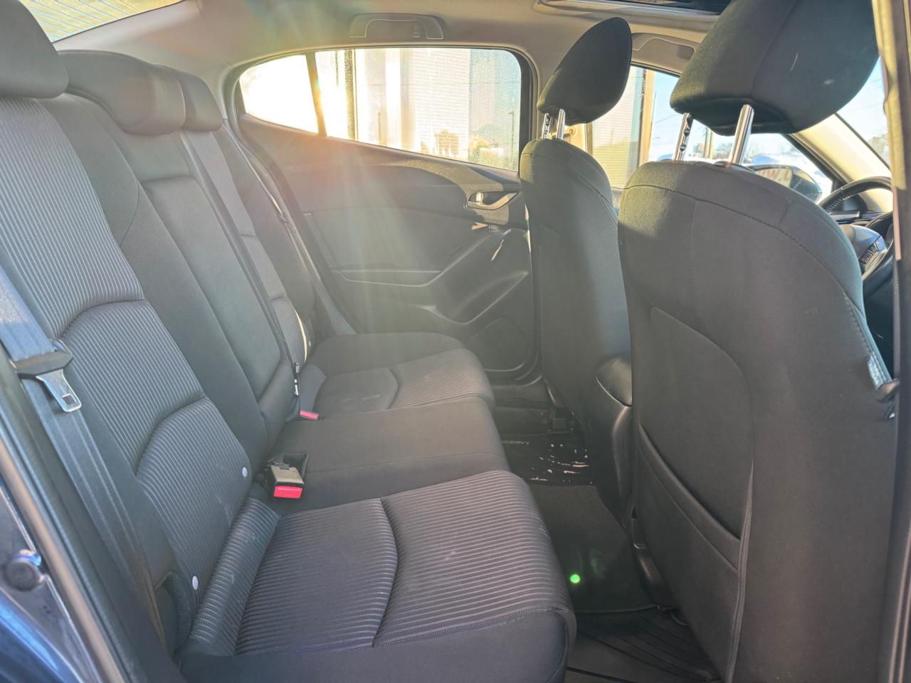 2015 Mazda MAZDA3 GS Manual | Backup Camera | Heated Seats | Bluetooth Photo