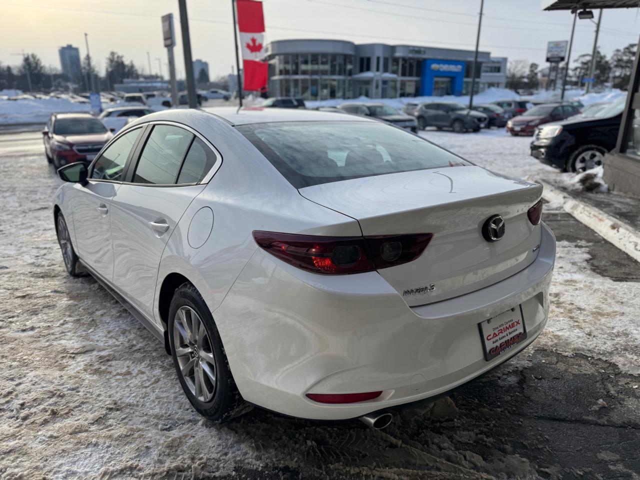 2019 Mazda MAZDA3 GS MANUAL | BSM | Backup Camera | Android Auto | Apple Car Play | Heated Seats Photo2