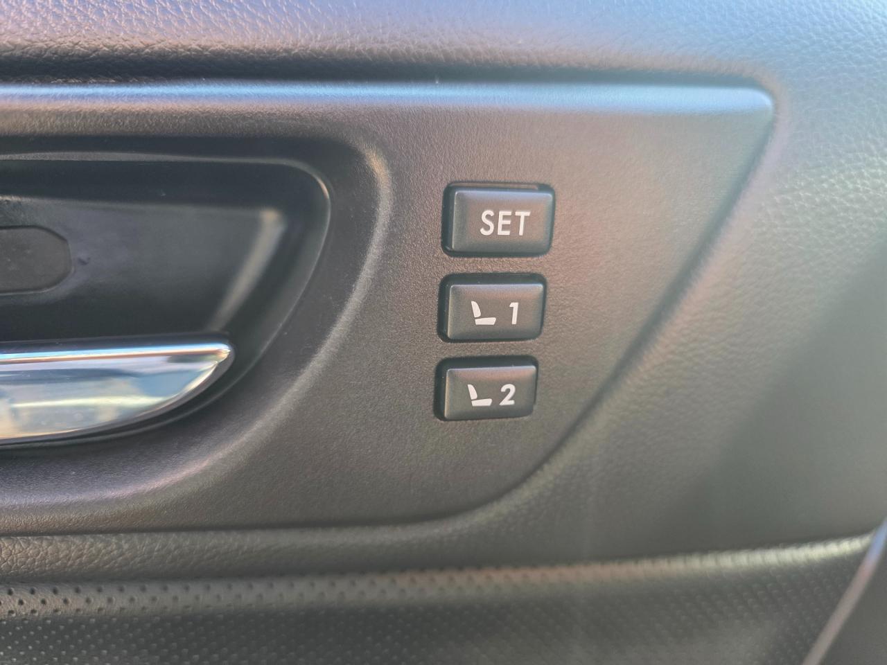 2016 Subaru Outback 2.5i Limited Package Eyesight | Leather | HK Sound | Sunroof | Navi | BSM Photo