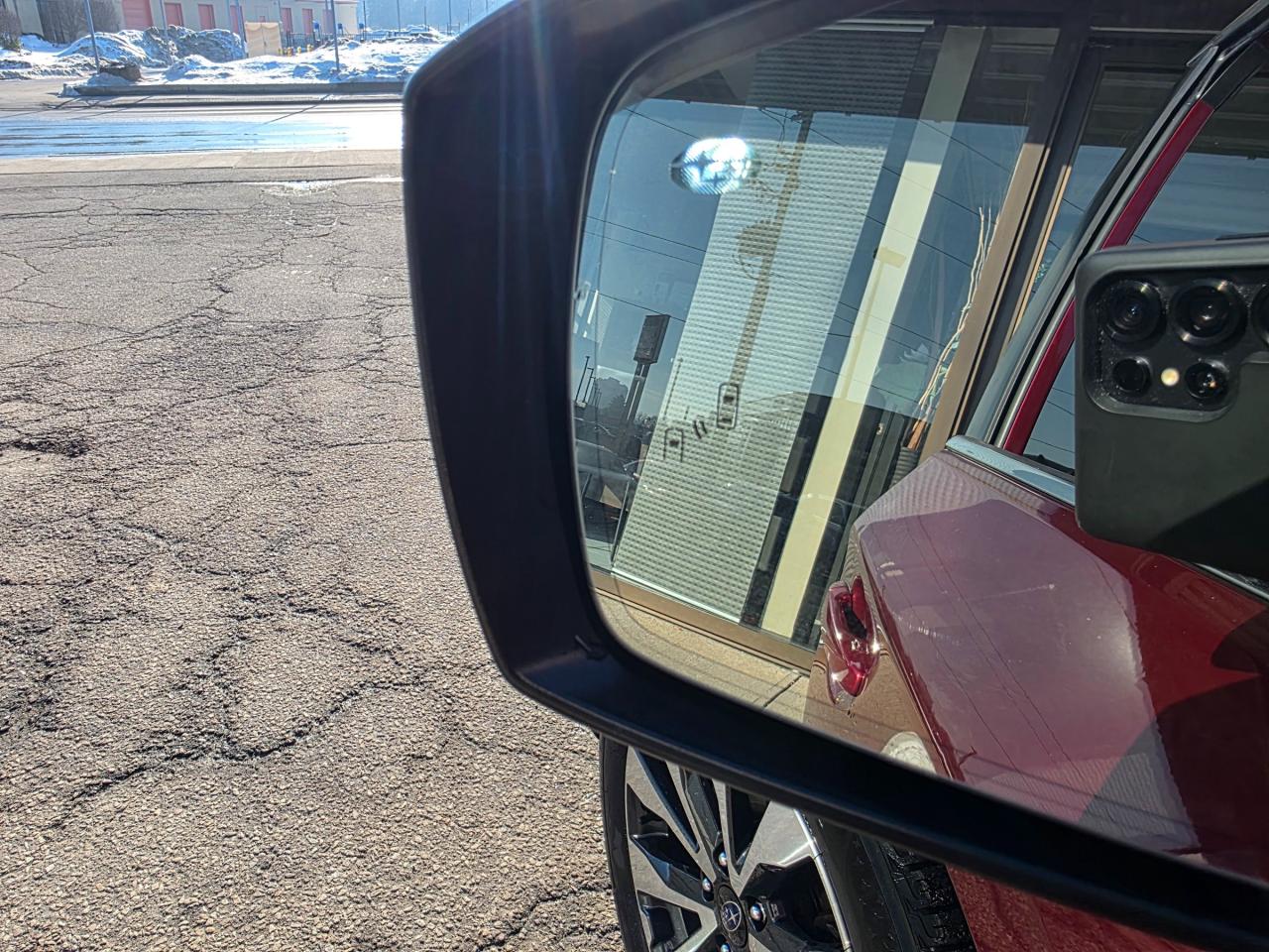 2016 Subaru Outback 2.5i Limited Package Eyesight | Leather | HK Sound | Sunroof | Navi | BSM Photo