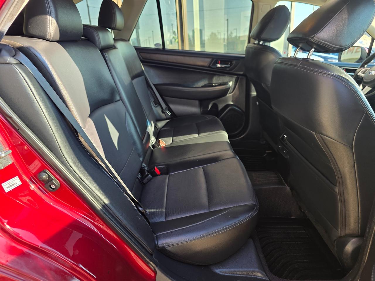 2016 Subaru Outback 2.5i Limited Package Eyesight | Leather | HK Sound | Sunroof | Navi | BSM Photo