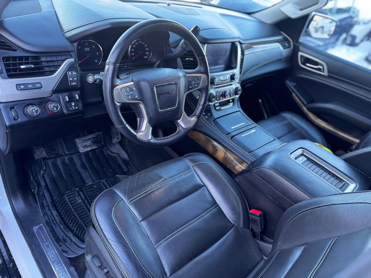 2016 GMC Yukon Denali Photo