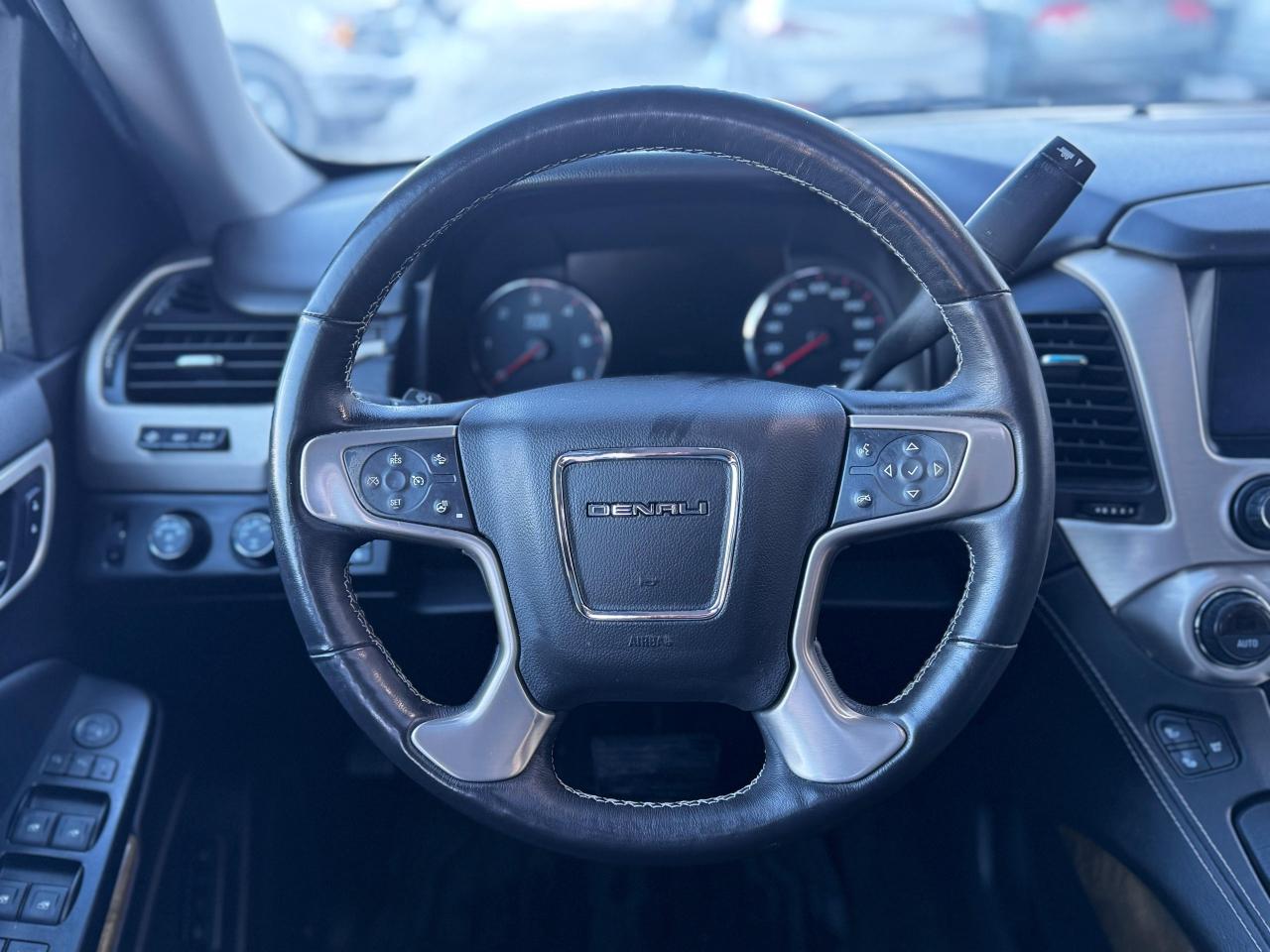 2016 GMC Yukon Denali Photo