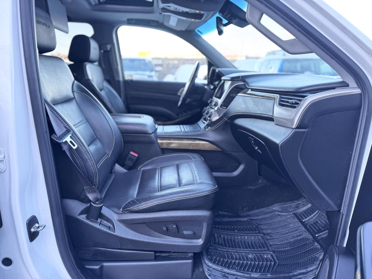 2016 GMC Yukon Denali Photo