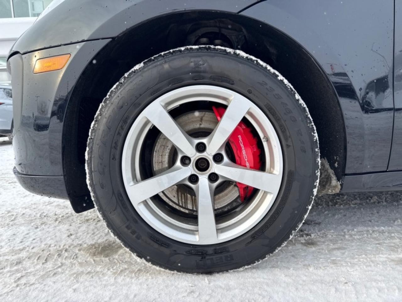 2020 Porsche Macan GTS  - Navigation -  Leather Seats Photo