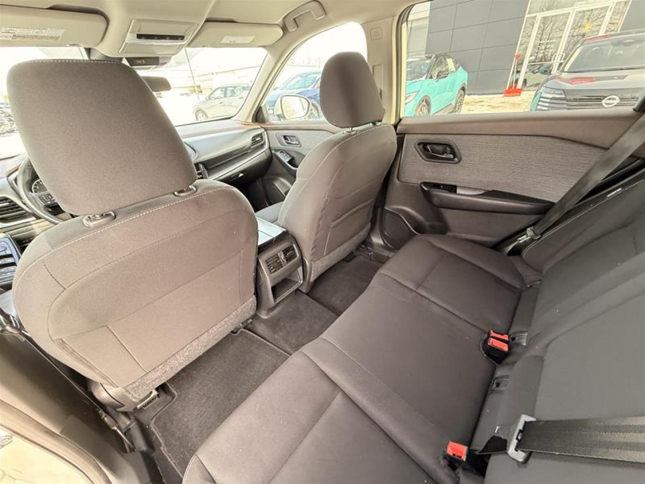 2023 Nissan Rogue S AWD CVT (2) Photo