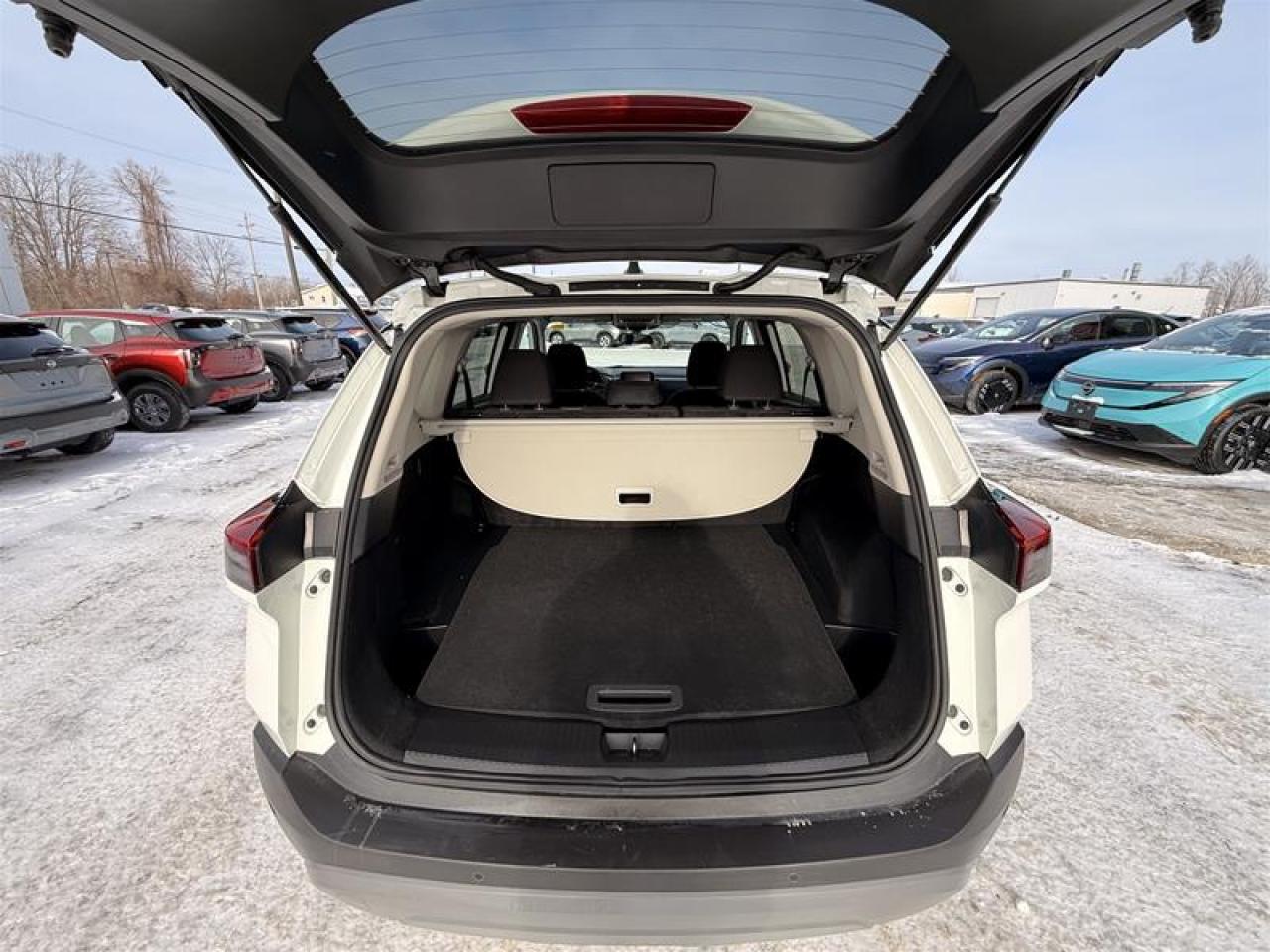 2023 Nissan Rogue S AWD CVT (2) Photo