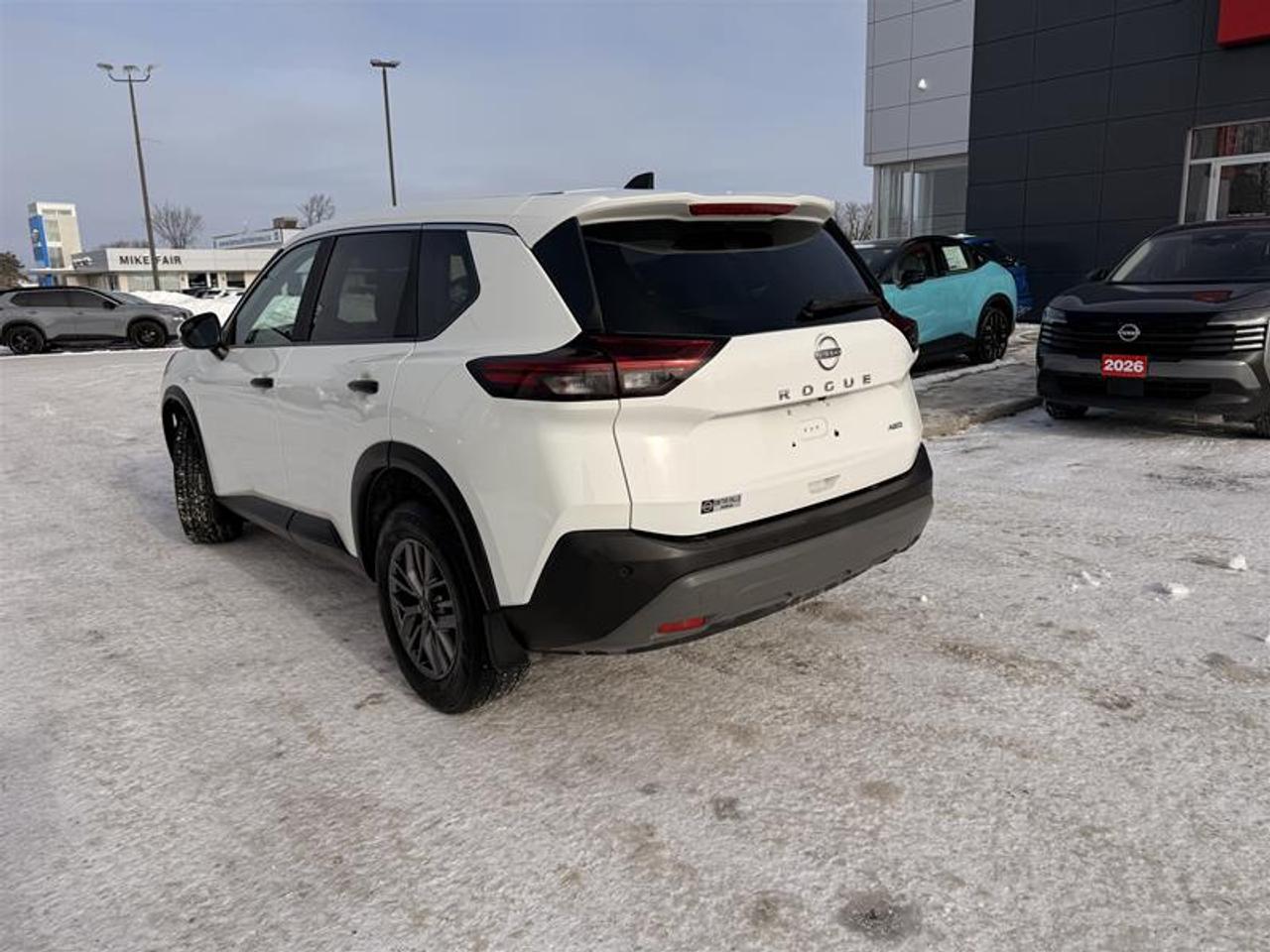2023 Nissan Rogue S AWD CVT (2) Photo