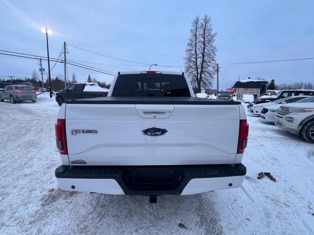 2015 Ford F-150 Lariat Photo