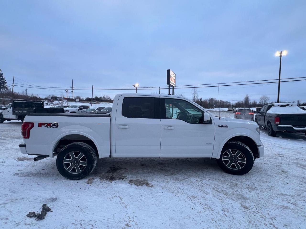2015 Ford F-150 Lariat Photo