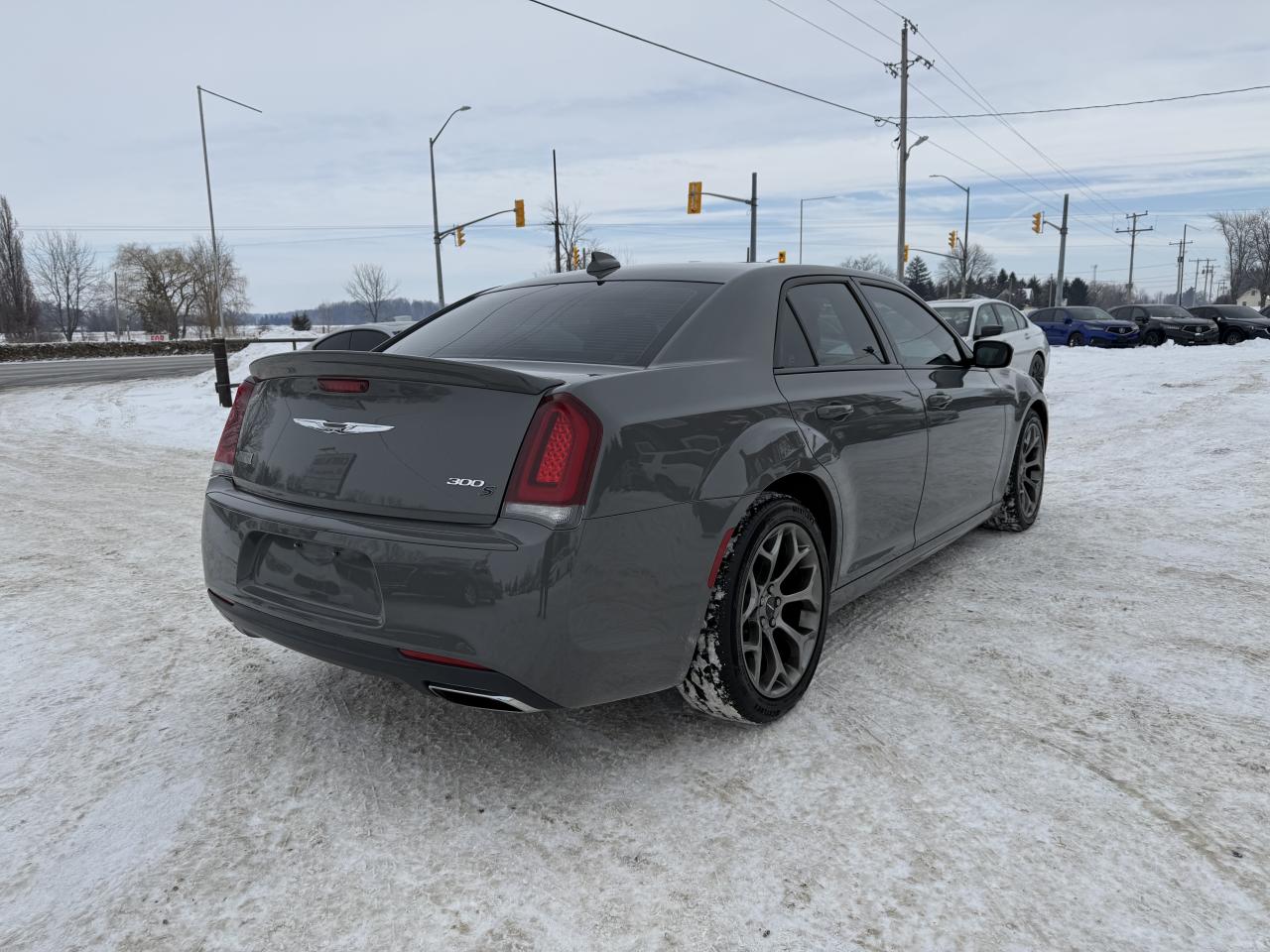 2018 Chrysler 300 300S Photo