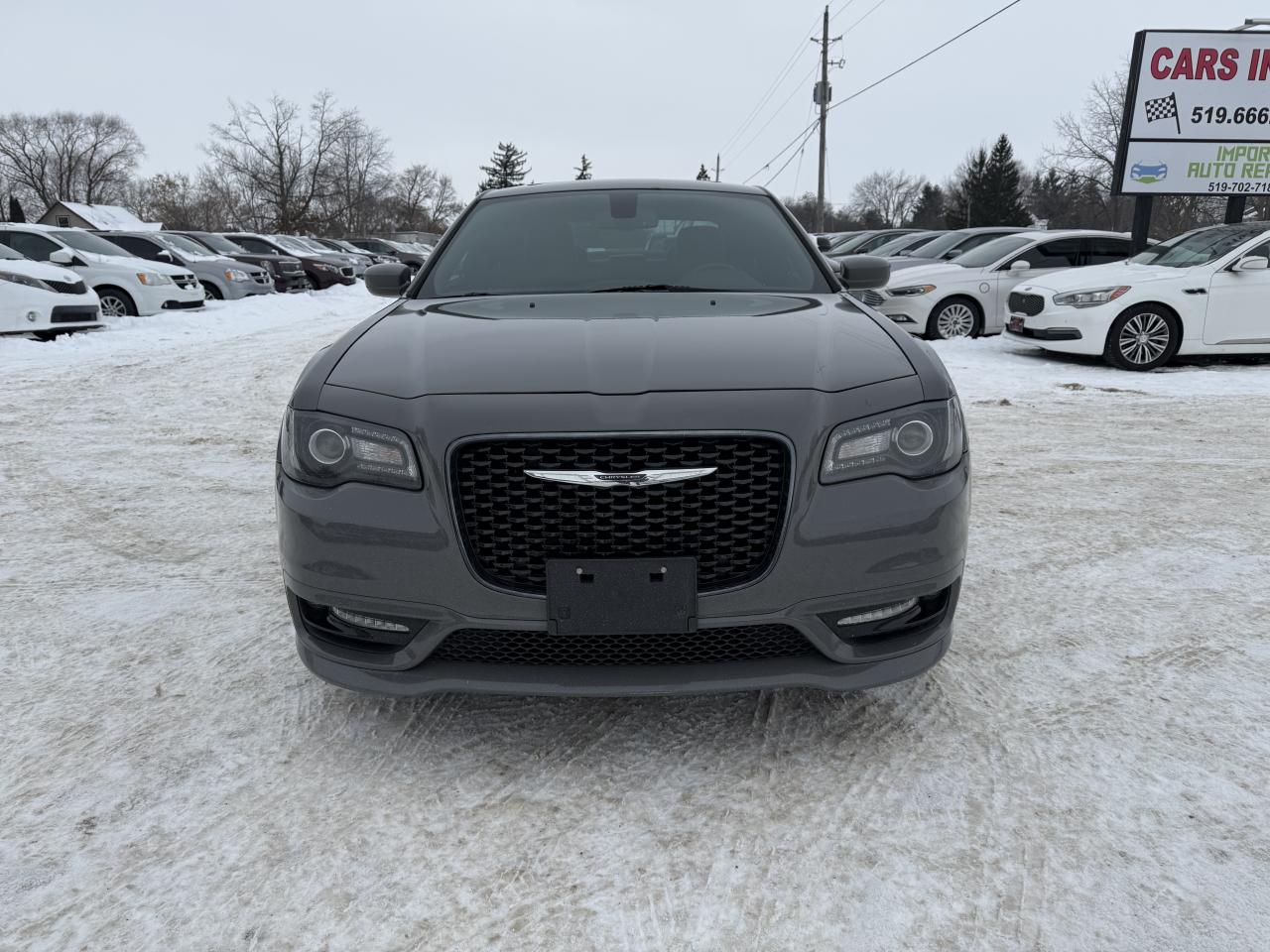 2018 Chrysler 300 300S Photo