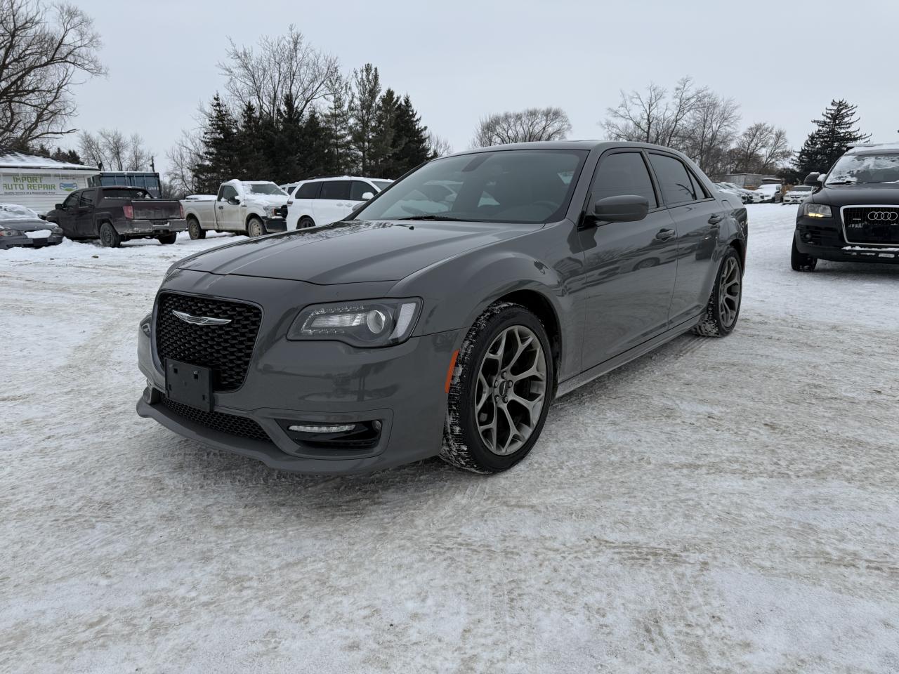 2018 Chrysler 300 300S Photo