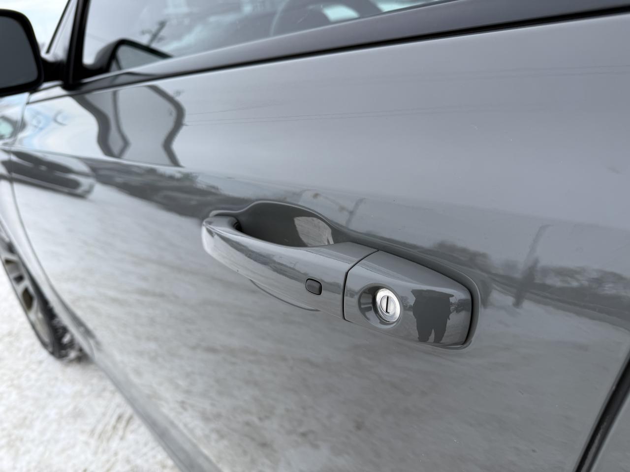 2018 Chrysler 300 300S Photo