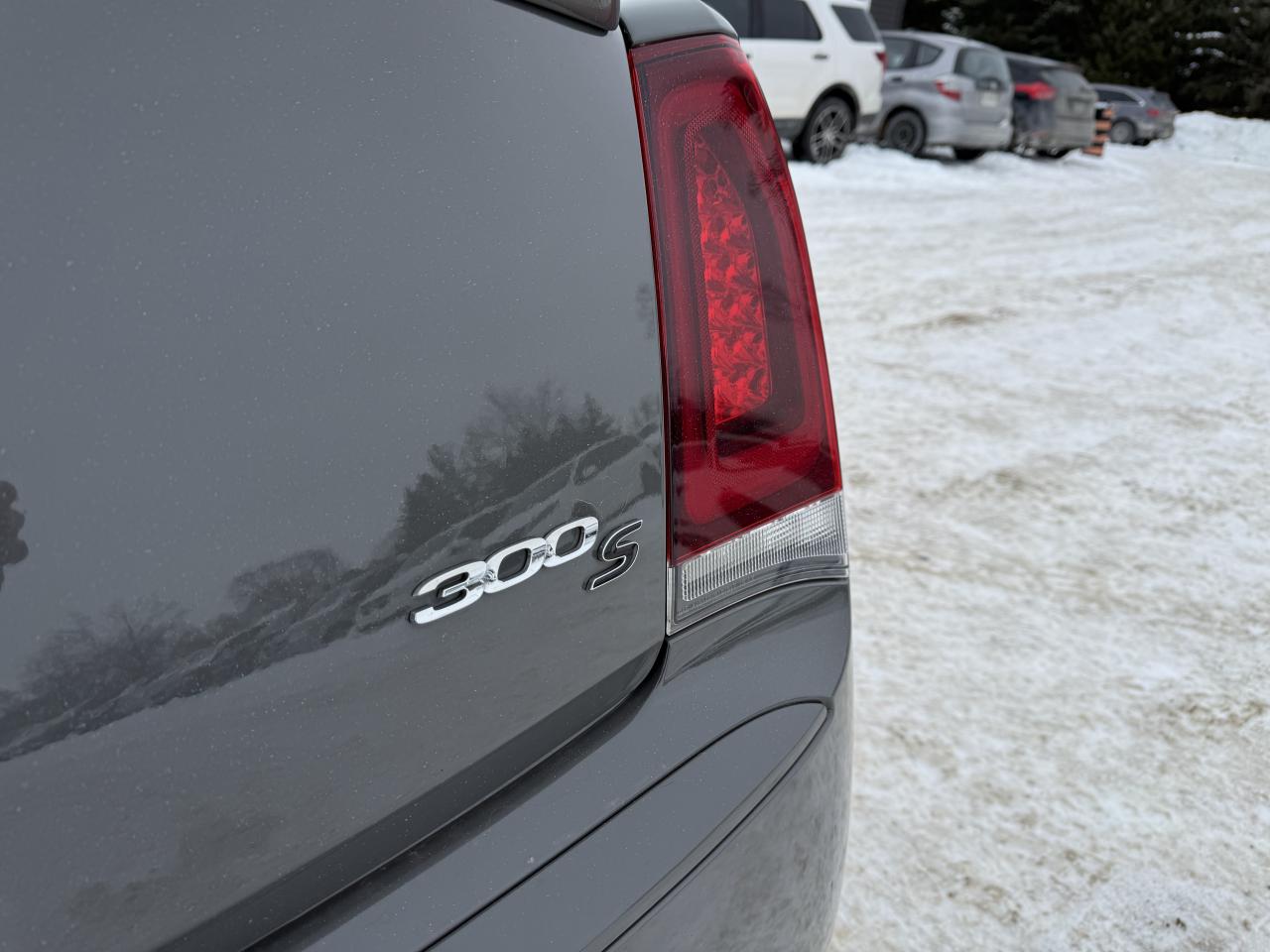 2018 Chrysler 300 300S Photo