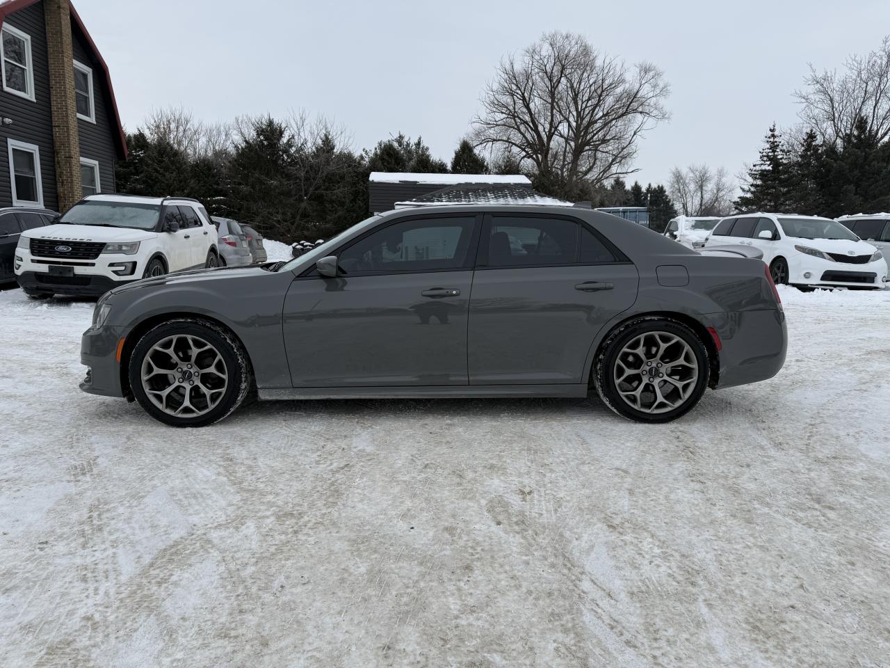 2018 Chrysler 300 300S Photo