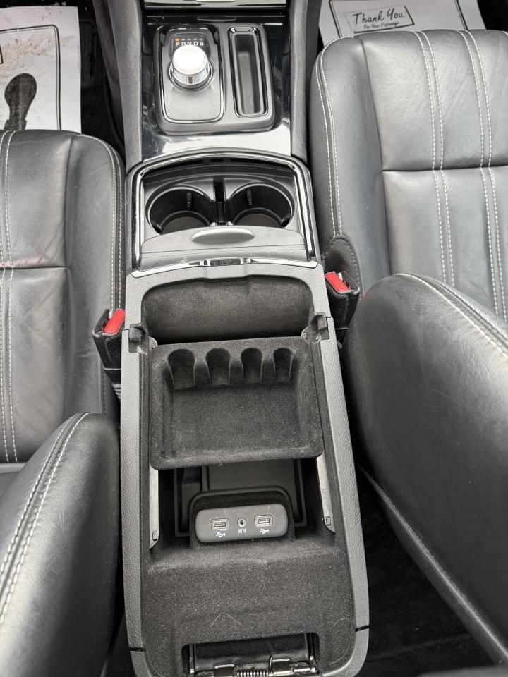 2018 Chrysler 300 300S Photo