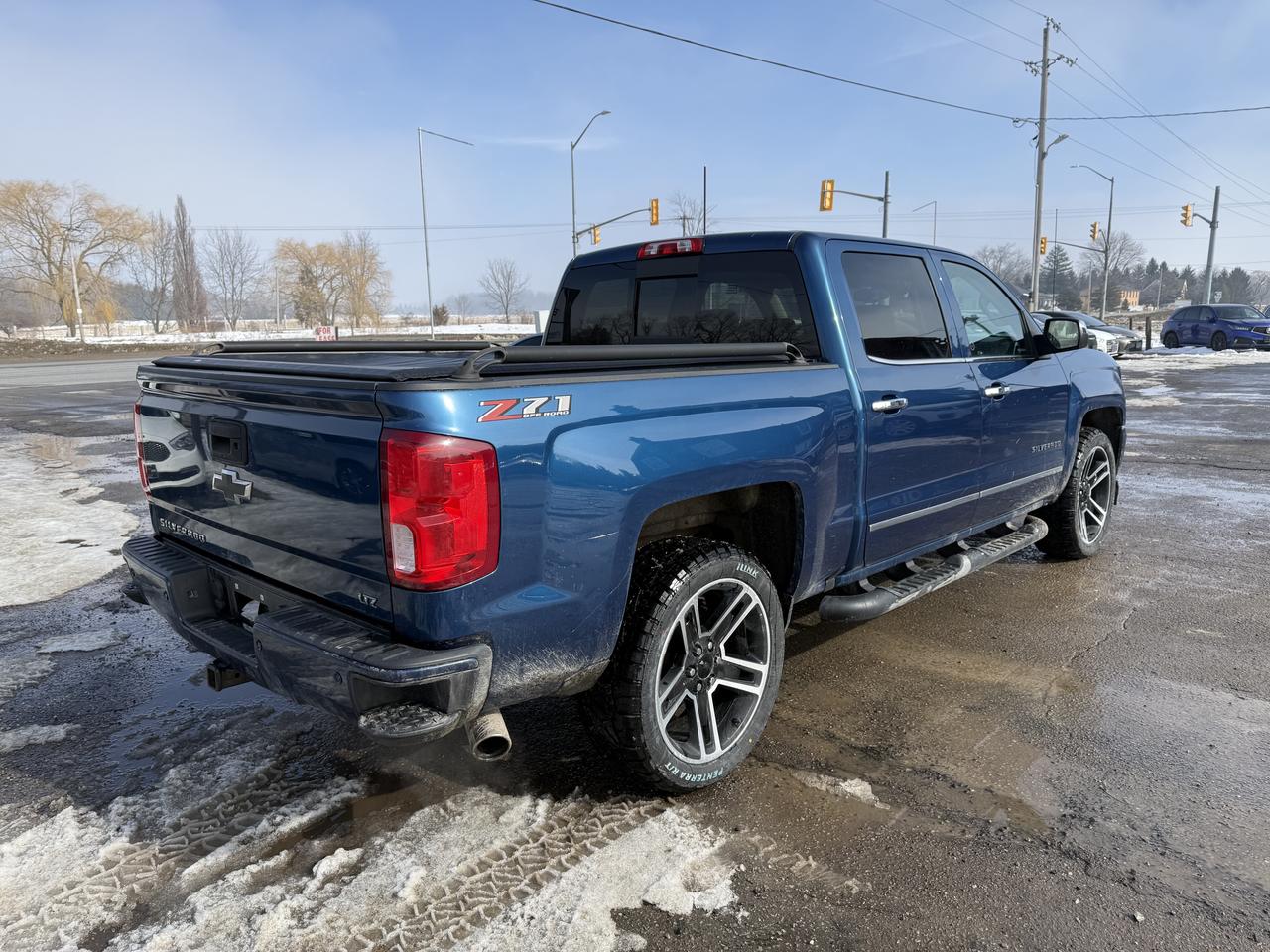 2018 Chevrolet Silverado 1500 LTZ Photo2