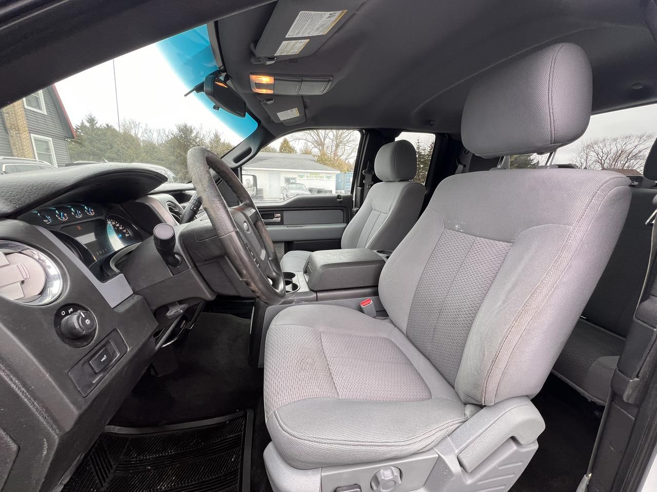 2013 Ford F-150 4WD SuperCab 145" Photo