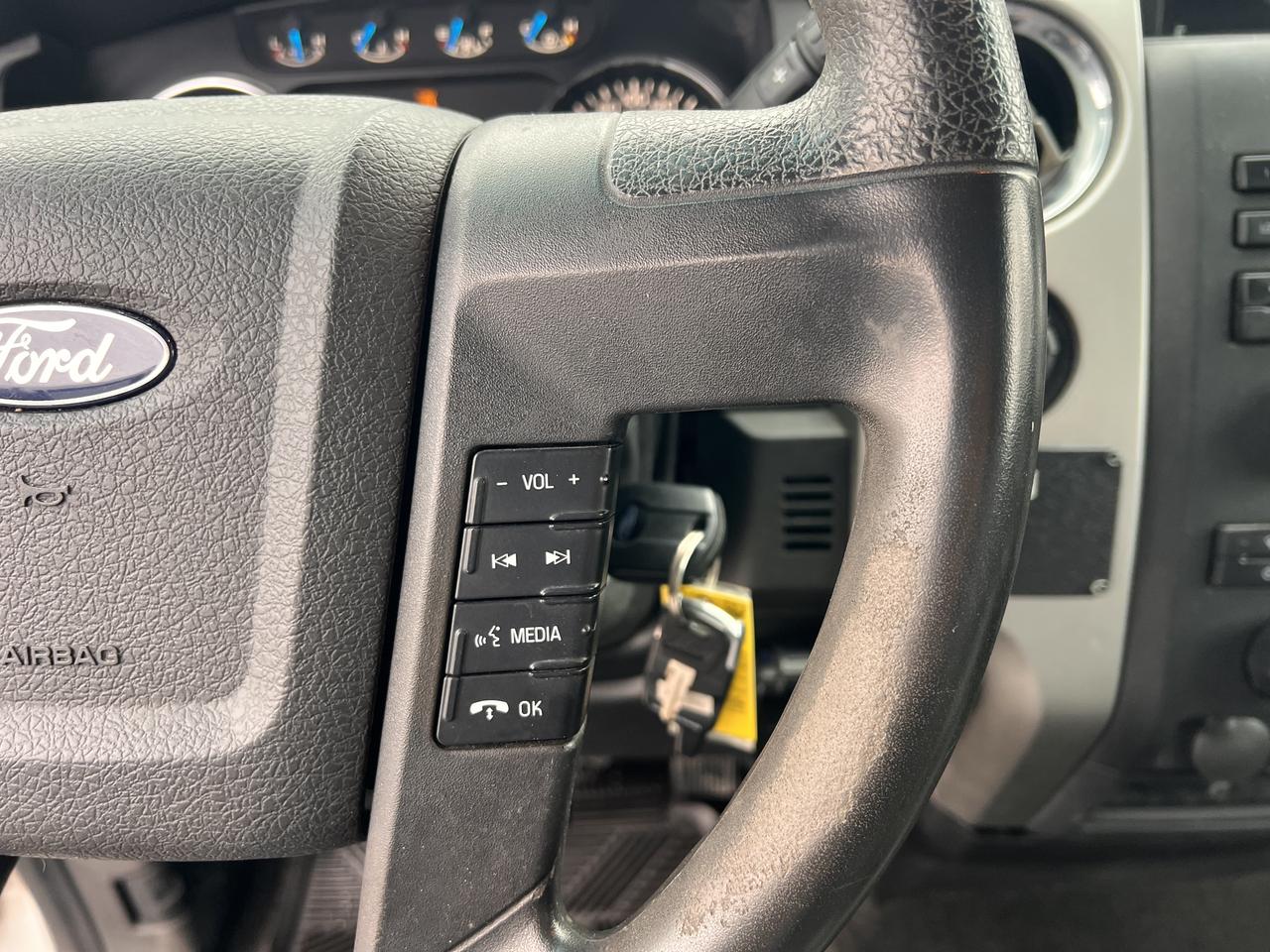 2013 Ford F-150 4WD SuperCab 145" Photo