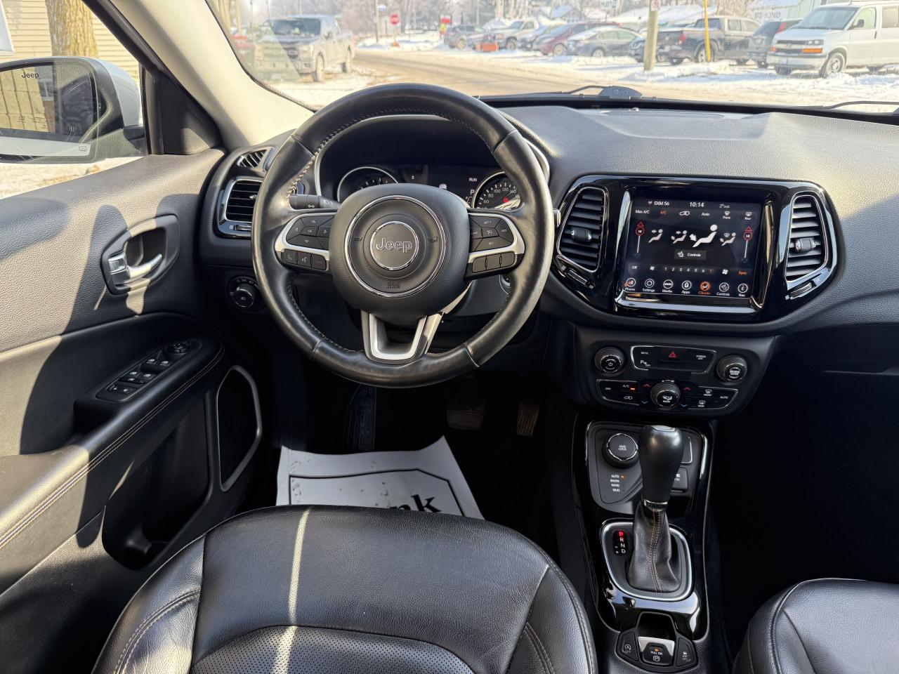 2018 Jeep Compass LIMITED Photo