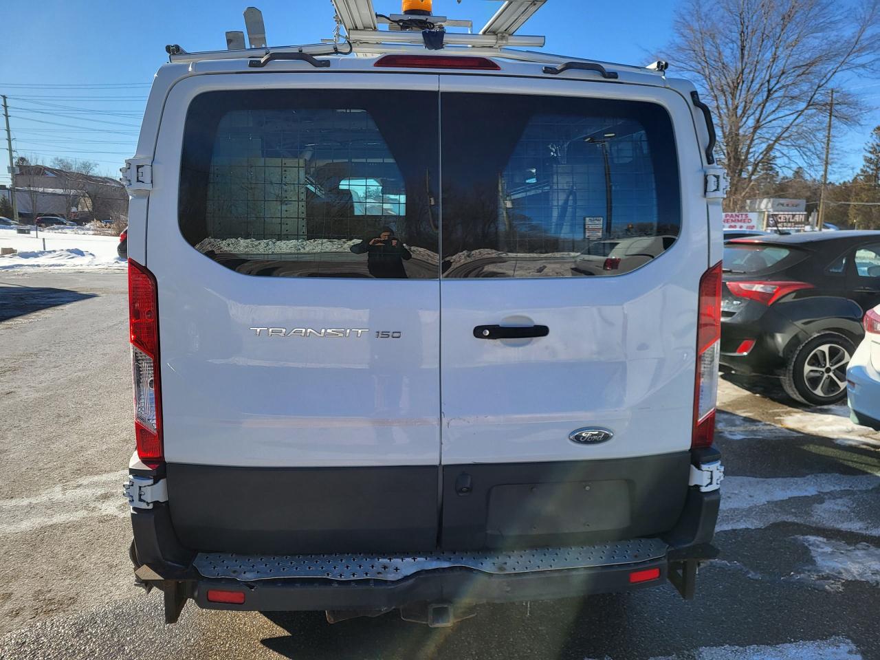 2018 Ford Transit Cargo Van Photo2