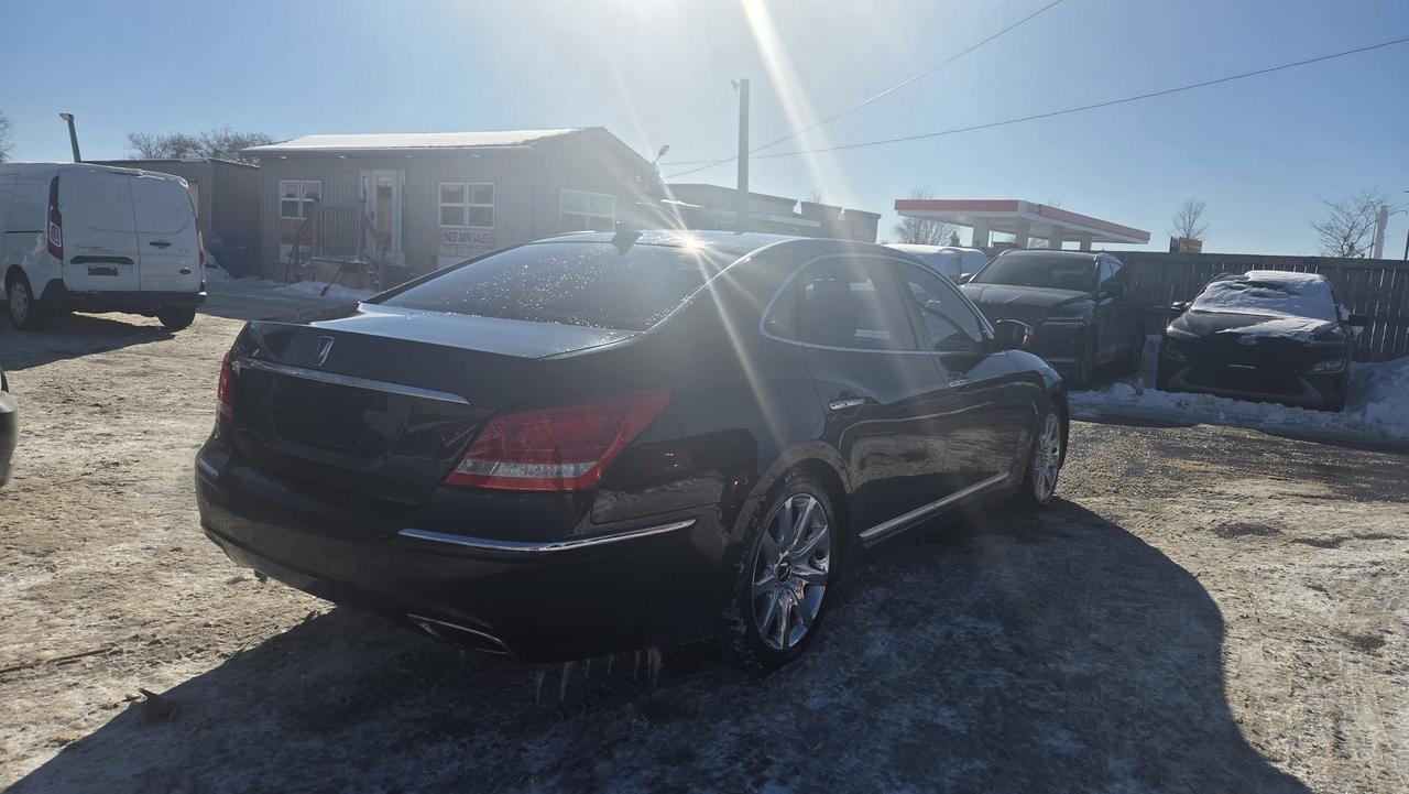 2012 Hyundai Equus SIGNATURE, 2 SETS OF TIRES, WELL MAINTAINED, CERT Photo