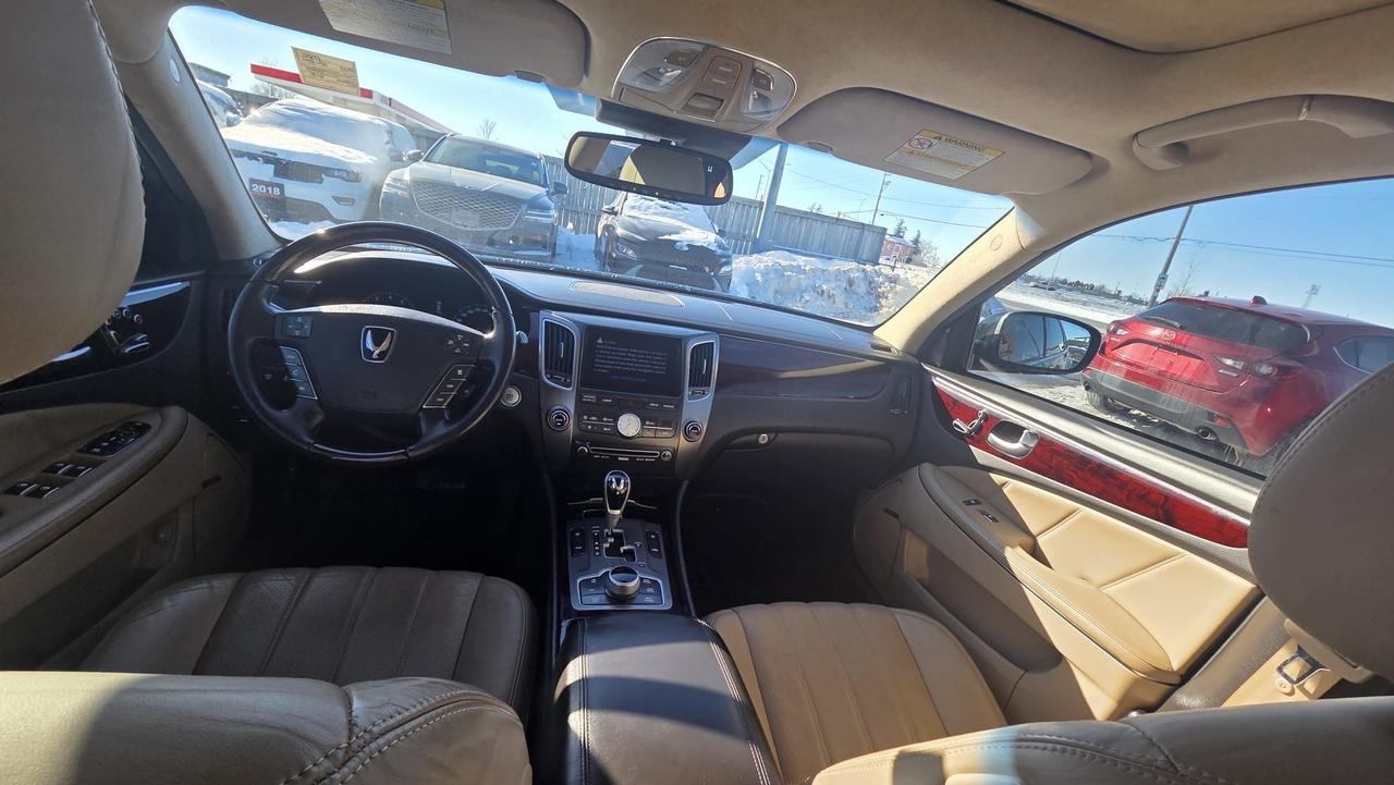 2012 Hyundai Equus SIGNATURE, 2 SETS OF TIRES, WELL MAINTAINED, CERT Photo