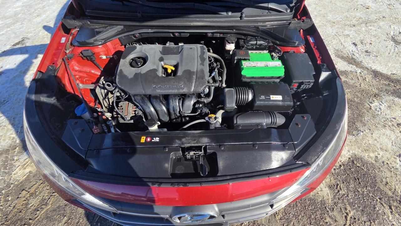 2019 Hyundai Elantra PREFERRED, SEDAN, AUTO, 4 CYL, ALLOYS, CERTIFIED Photo