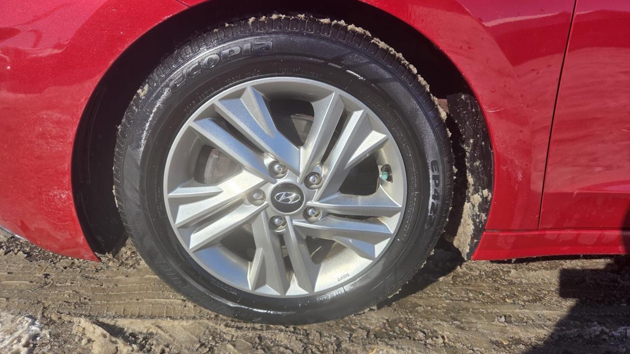 2019 Hyundai Elantra PREFERRED, SEDAN, AUTO, 4 CYL, ALLOYS, CERTIFIED Photo