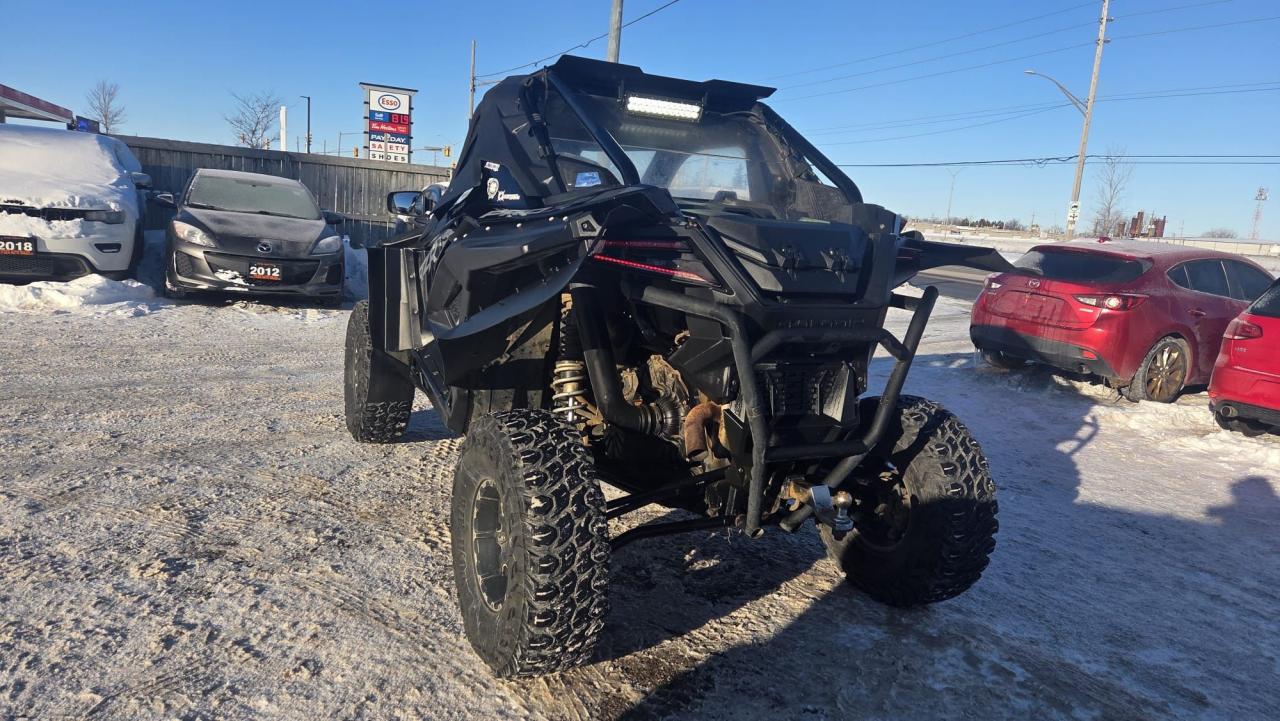 2020 Polaris RZR 1000 XP EPS SPORT, SIDE BY SIDE, ENCLOSED, HEATED, TURBO Photo