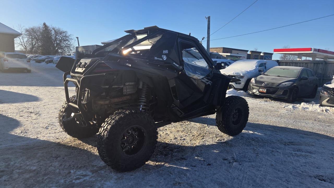 2020 Polaris RZR 1000 XP EPS SPORT, SIDE BY SIDE, ENCLOSED, HEATED, TURBO Photo4