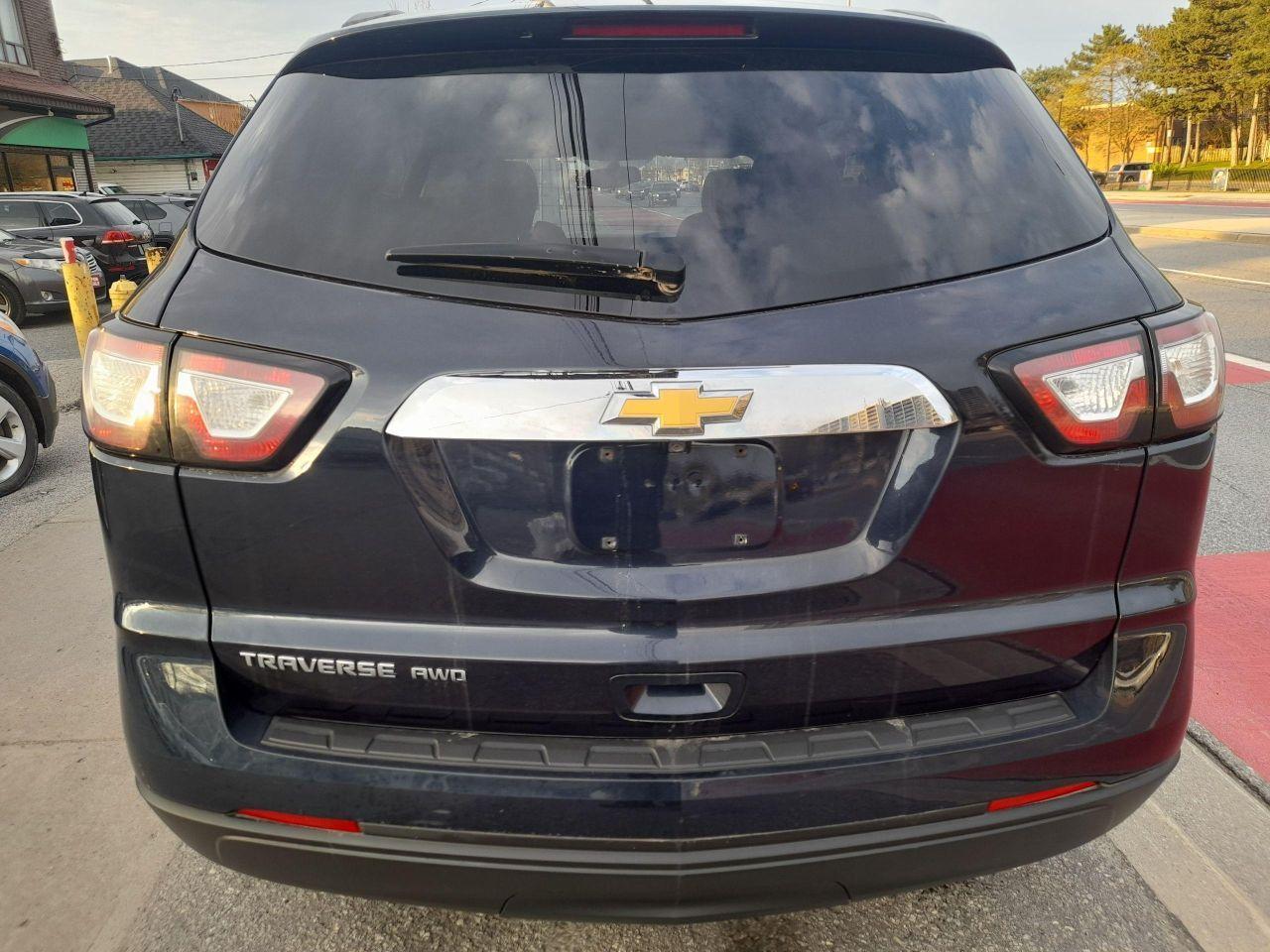 2017 Chevrolet Traverse EXTRA CLEAN-AWD-7 SEATS-BK UP CAM-BLUETOOTH-AUX Photo