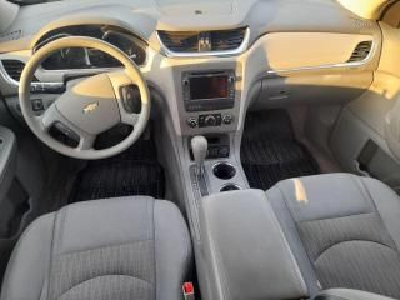 2017 Chevrolet Traverse EXTRA CLEAN-AWD-7 SEATS-BK UP CAM-BLUETOOTH-AUX Photo