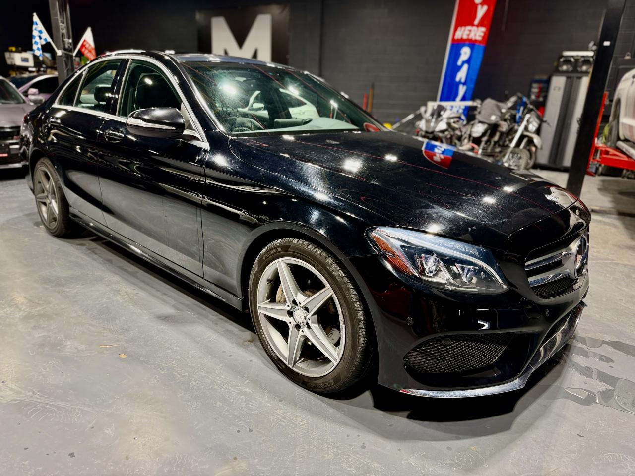 2015 Mercedes-Benz C-Class 4dr Sdn C 400 4MATIC Photo