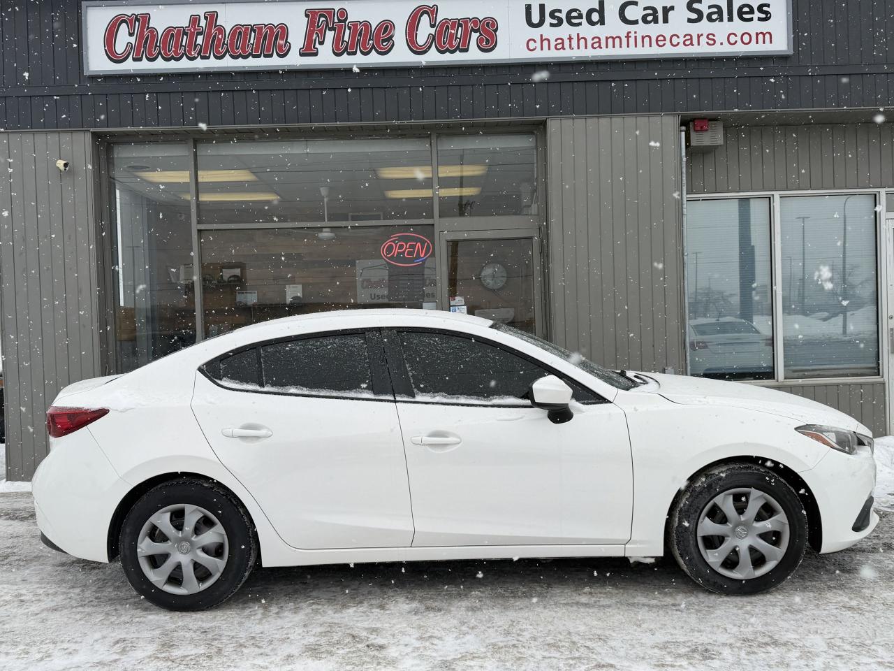 2015 Mazda MAZDA3 GX Photo