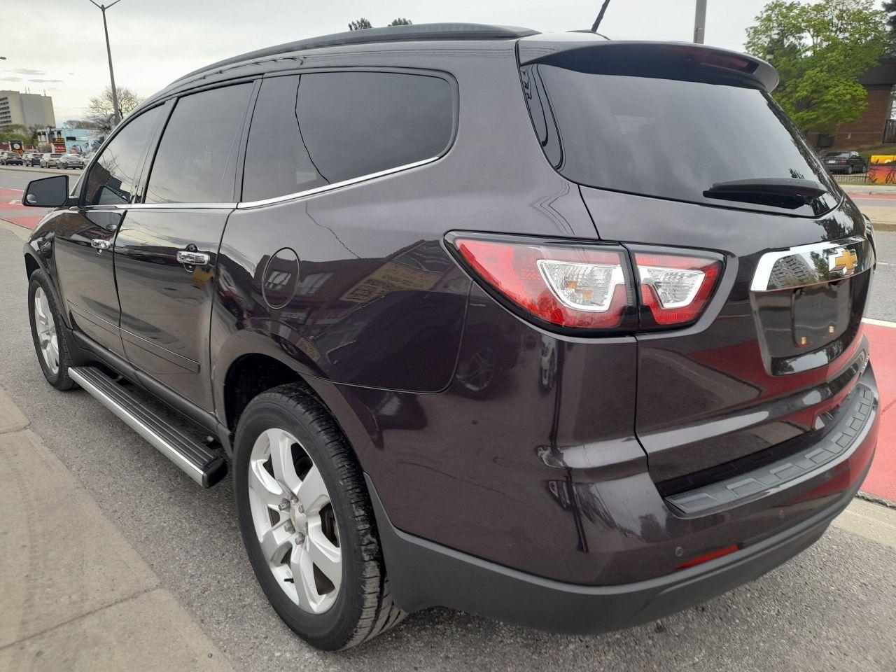 2016 Chevrolet Traverse LT-7 SEATS-ONLY 124K- BK UP CAM-USB-ALLOYS Photo3